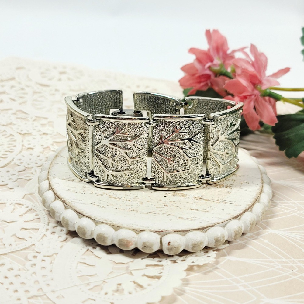 Vintage Coro Silver Tone Panel Bracelet Textured Branch Link Bracelet Signed